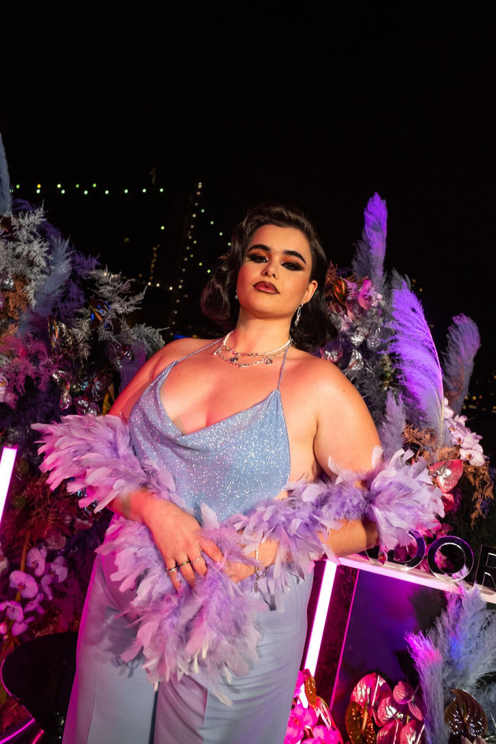 Doen navigatie camouflage On the Path with Barbie Ferreira | Office Magazine