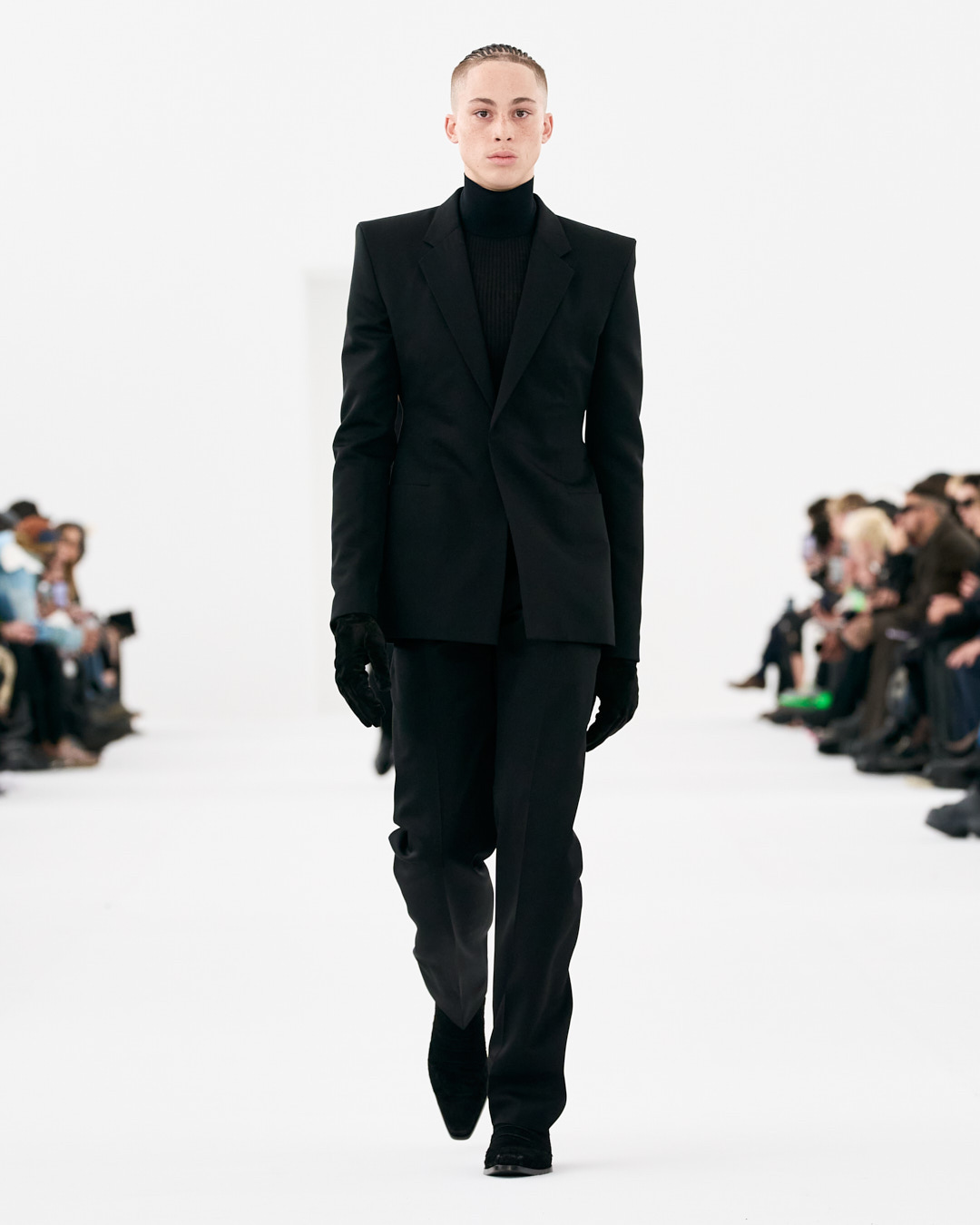 Givenchy Evolves Tradition in their Latest Menswear Collection | Office ...