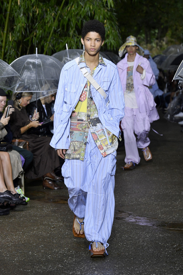 Sita Abellan and Lash attend the Louis Vuitton and Virgil Abloh News  Photo - Getty Images