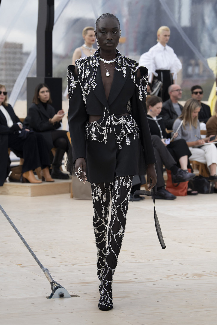 Alexander McQueen Searches for Human Connection in Strong Silhouettes for  Spring 2023 - Fashionista