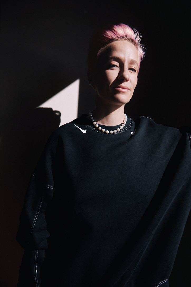 Rapinoe nike sales