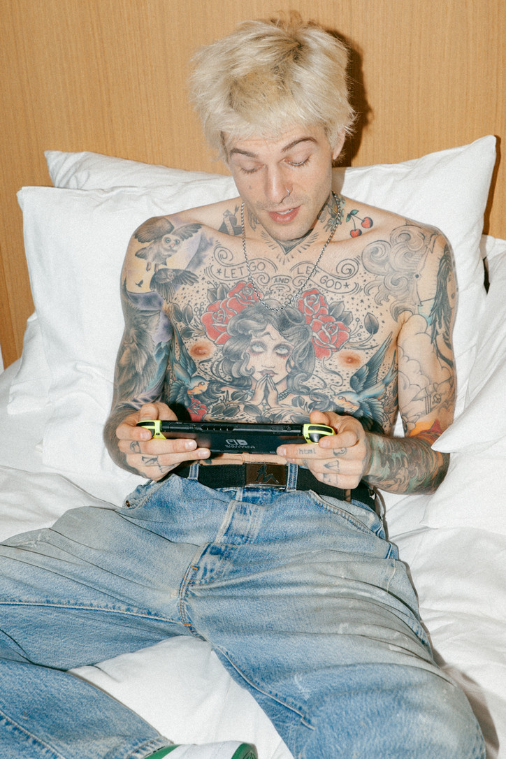 Jesse Rutherford is 22 years old and the lead singer of The Neighbourhood.